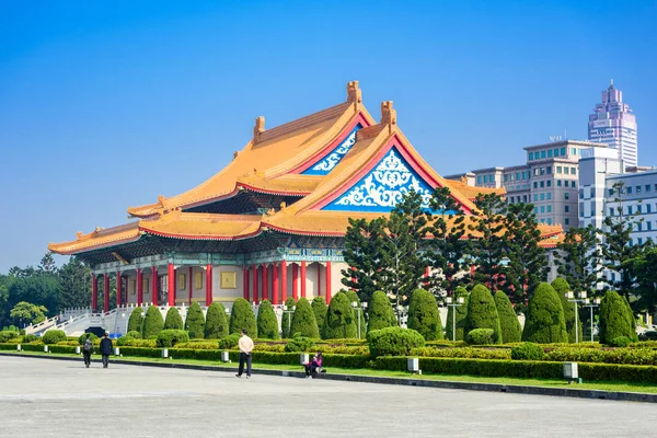 Democratie Memorial Hall in Taipei (nationale Chiang Kai-shek Mem — Stockfoto