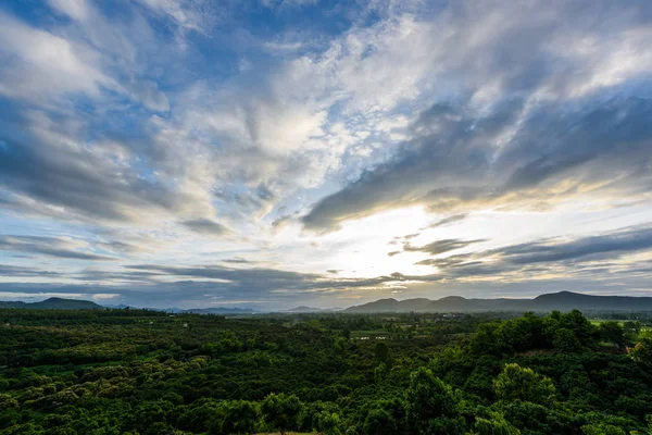 Landscape of sunset above the hills — Stock Photo, Image