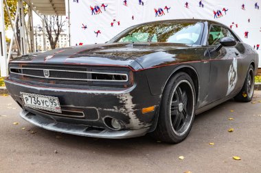 Moskova-19 Ekim 2019: Chevrolet Camaro Gorky Park 'taki eski araba sergisinde