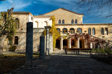 Antik Tauric Chersonesos şehrinin Bizans avlusu. Kırım..