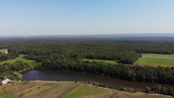 Vista Aérea Del Prado Bosque Lagos Vista Aérea Del Pueblo — Vídeos de Stock