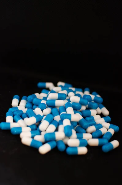 Gyógyszerek Eszközök Elleni Küzdelem Vírusok Betegségek Kapszulák Tabletták Orvosi Előkészítés — Stock Fotó