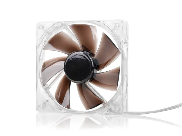 Ventilatore del computer isolato su bianco — Foto Stock