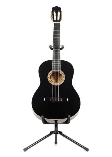 Černá Klasická Kytara Kytaru Stojan Izolovaných Bílém Pozadí — Stock fotografie