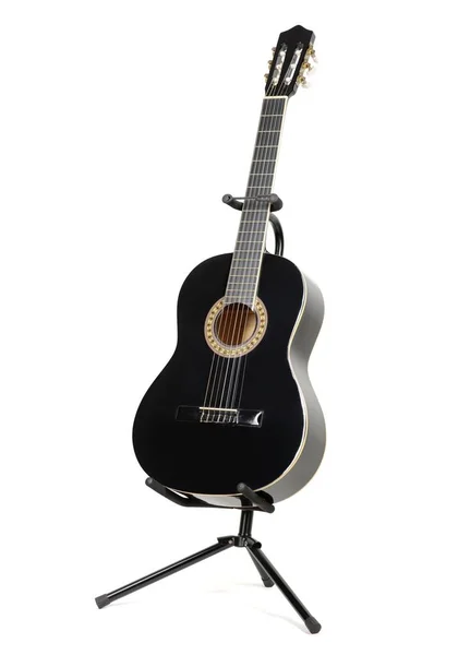 Guitarra Clásica Negra Con Soporte Guitarra Aislado Sobre Fondo Blanco — Foto de Stock