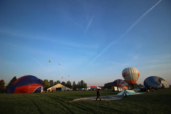 ハンガリーでの熱気球展 — ストック写真
