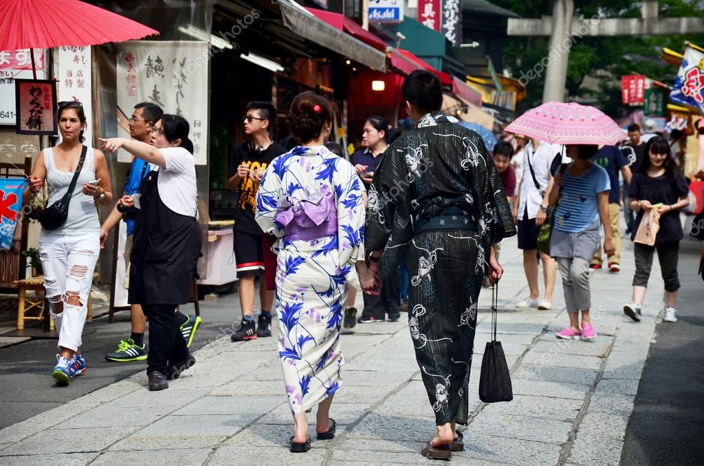 Japanese people wear traditional Japanese clothing (Kimono and Y ...