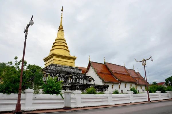 Wat Phra hogy Chang Kham Worawihan, Nan, Thaiföld — Stock Fotó