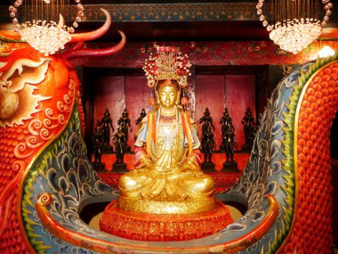 Çinli Bayan Prenses Soi Dok Mak (tembul fındık Blossom Tapınağı) 