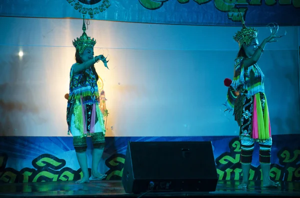 Танец Манора - традиционное танцевальное искусство Юга — стоковое фото