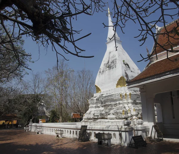 Wat Phra que Si Song Rak arquitetura do templo está no Lan Chan — Fotografia de Stock