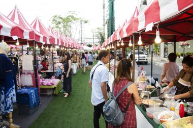 Asya Tay insanlar ve sokak ve organik marke alışveriş