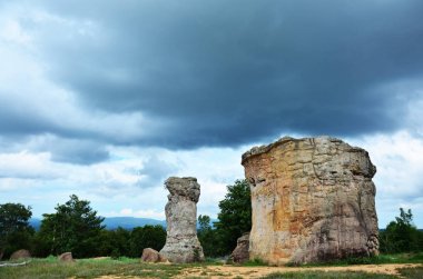 Mor Hin Khao veya Tay Stonehenge Phu Laenkha Ulusal par