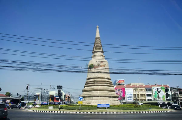 Asiatico tailandese people drive vehicle on traffic road go to work and v — Foto Stock