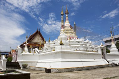 WAT Songtham Worawihan Amphoe Phra Pradaeng Samut Prakan içinde, 