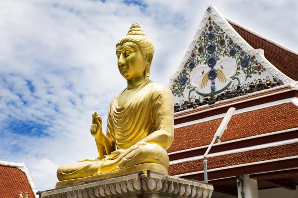 Wat Phaichayon коли Sep Ratchaworawihan храм у Самуту Prakan, — стокове фото