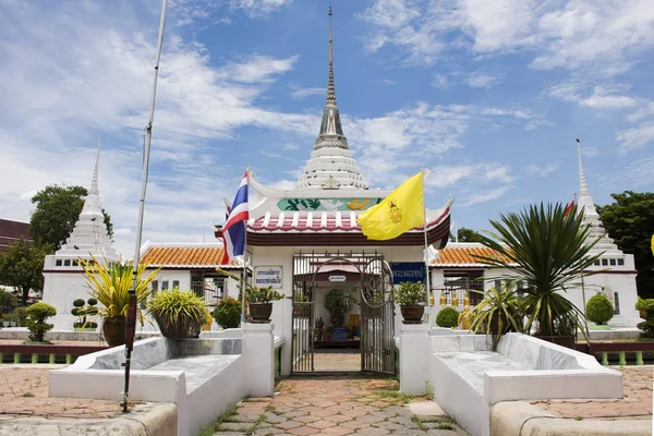 切蒂普罗特 Ket 扫管笏徐海 Ram 寺在北榄府，Thaila — 图库照片