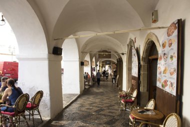 Çekya insanlar ve yabancı yolcuları yürüyüş ve ziyaret seçin 