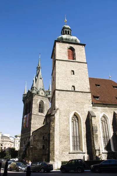 Tschechien Menschen beten Gott und ausländische Reisende besuchen bei chur — Stockfoto