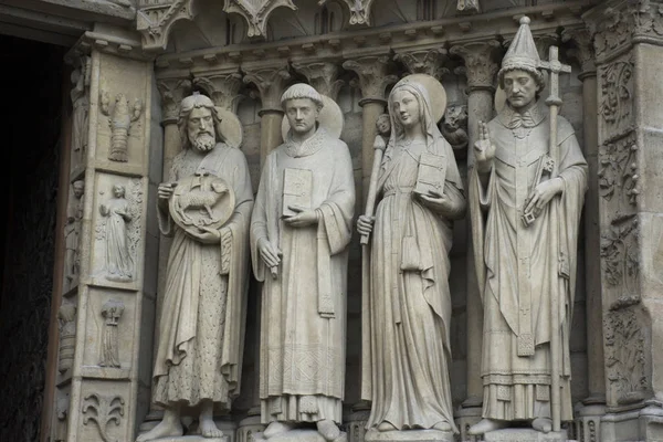 Monument de la cathédrale Notre-Dame de Paris ou Notre-Dame de Paris — Photo