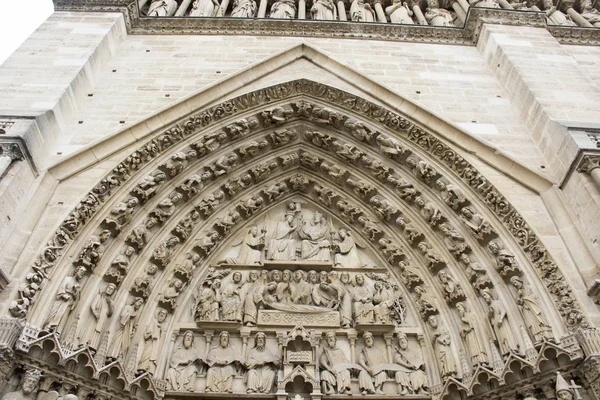 Monumento de Cathedrale Notre-Dame de Paris ou Nossa Senhora de Paris — Fotografia de Stock