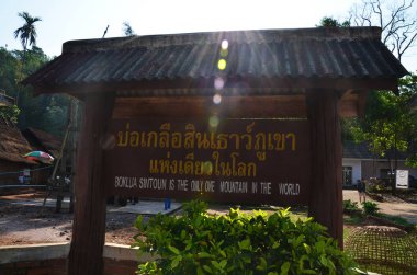 Tradetional kaya tuzu yerli bilgi yapma hakkında Tay 