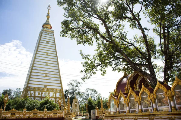 Wat Phra That Nong Bua Temple à Ubon Ratchathani, Thaïlande — Photo