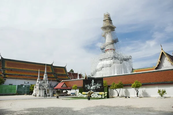 Chedi και ubosot του Wat Mahathat Phra Woramahawihan σε Nakhon Si — Φωτογραφία Αρχείου