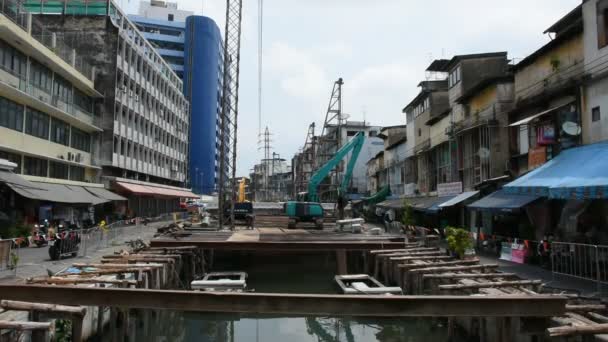 Bangkok Tajlandia Kwietnia Tajski Osób Pracujących Kompilacji Chodnik Placu Budowy — Wideo stockowe