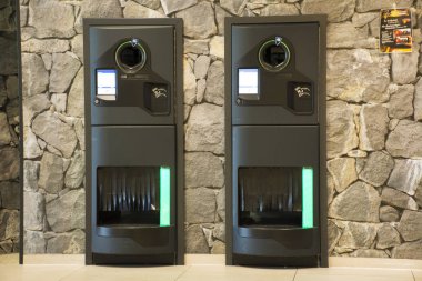 Otomat ters ve makine Süp, para almak