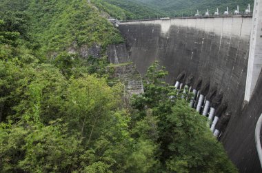 Havadan görünümü ve manzara Bhumibol Dam Tak, Tayland