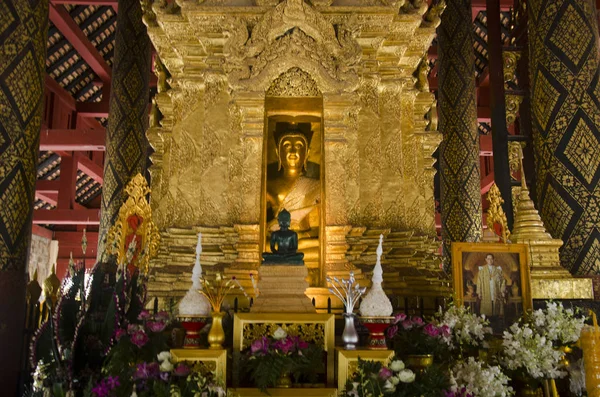 Wat Phra ki Lampang Luang Tayland halkı ve yabancı seyahat için