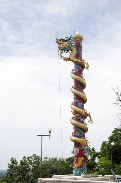 Dragón Chino Estatua Poste Del Templo Chino Templo Wat Sakae — Foto de Stock