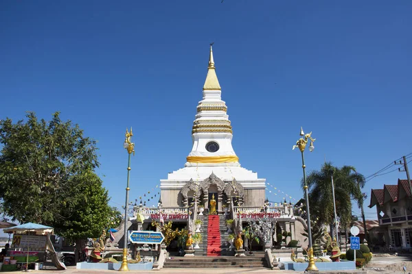 Phra that nong khai oder klang nam chedi oder la nong stupa für thai — Stockfoto