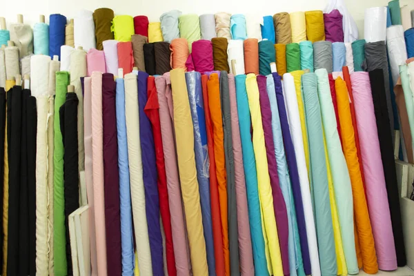 Material de tela con accesorios de la tienda de ropa para peop tailandés — Foto de Stock