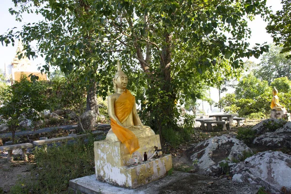 Estátua Buda Velha Jardim Santuário Pilar Cidade Phatthalung Para Pessoas — Fotografia de Stock