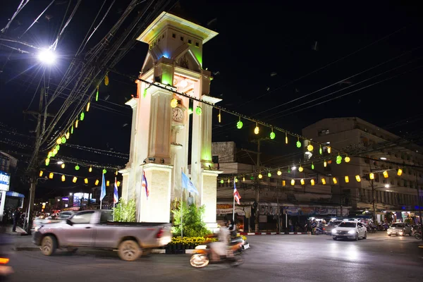 Yala Thailand Agosto Tailandeses Viajantes Dirigem Carro Andam Moto Bicicleta — Fotografia de Stock