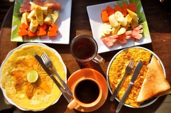 Amerikan Kahvaltısı Kıtasal Kahvaltı Bali Usulü Sabah Yemek Odasında Gezginler — Stok fotoğraf