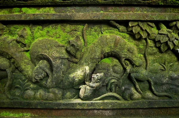 Художня Скульптура Різьблення Античного Божества Янгол Ангел Статуї Гінду Балійський — стокове фото