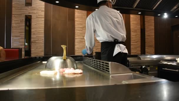 Chef Tailandés Cocinando Carne Frita Verduras Donburi Comida Japonesa Mostrar — Vídeos de Stock