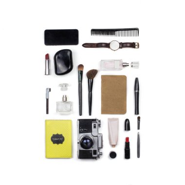 kadın şeyler. Düz yatıyordu, en iyi görünümü