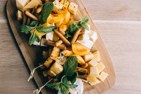 aperatifler ve içinde yeniden tabakta yemek Catering Hizmetleri arka plan