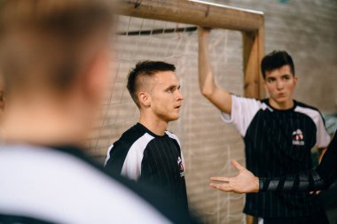 Minsk, Belarus - 19 Ekim 2018: Tanımlanamayan yerel takım oyuncusu