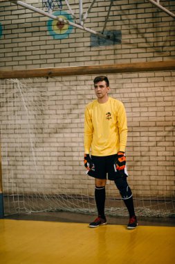 Minsk, Belarus - 19 Ekim 2018: Tanımlanamayan yerel takım oyuncusu