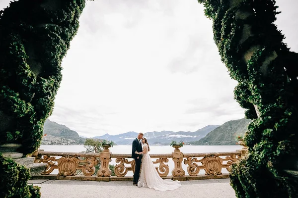 Portrait Gorgeous Wedding Couple Italy — Stock Photo, Image