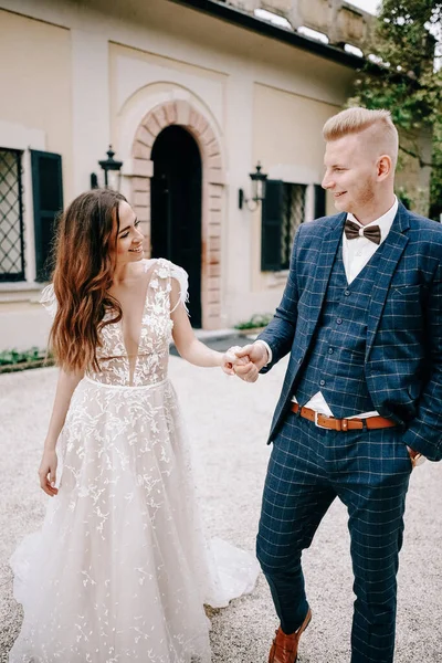 Retrato Pareja Hermosa Boda Italia — Foto de Stock