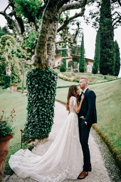 Portrait Gorgeous Wedding Couple Italy — Stock Photo, Image