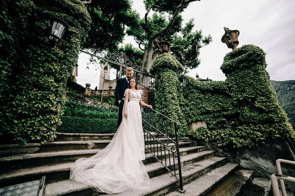 Retrato Lindo Casal Casamento Itália — Fotografia de Stock