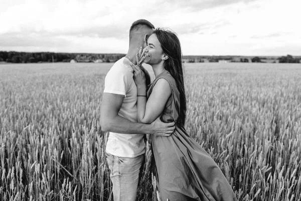 Young Couple Love Outdoor Stunning Sensual Outdoor Portrait Young Stylish — Stock Photo, Image