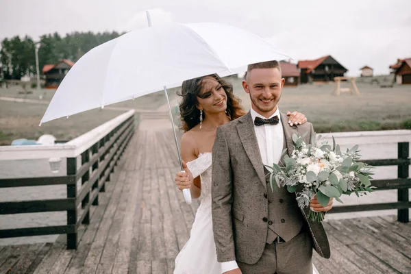 Marié Attend Une Mariée — Photo